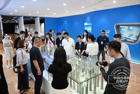 微信图片_20250728225134.jpg 微信图片_20250728225134.jpg