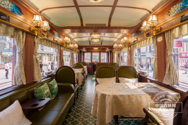 旧 地板.jpg 旧 地板.jpg