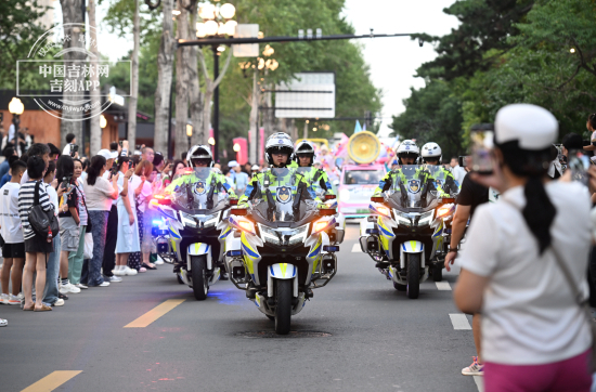 9296dc4de724f78495bb01425ab7689.jpg 9296dc4de724f78495bb01425ab7689.jpg