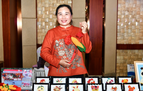 四平市 孝老爱亲 姜红 生活照3.jpg 四平市 孝老爱亲 姜红 生活照3.jpg