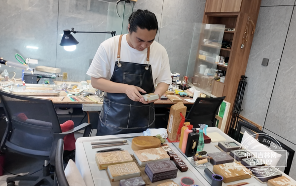 图片4.png 图片4.png