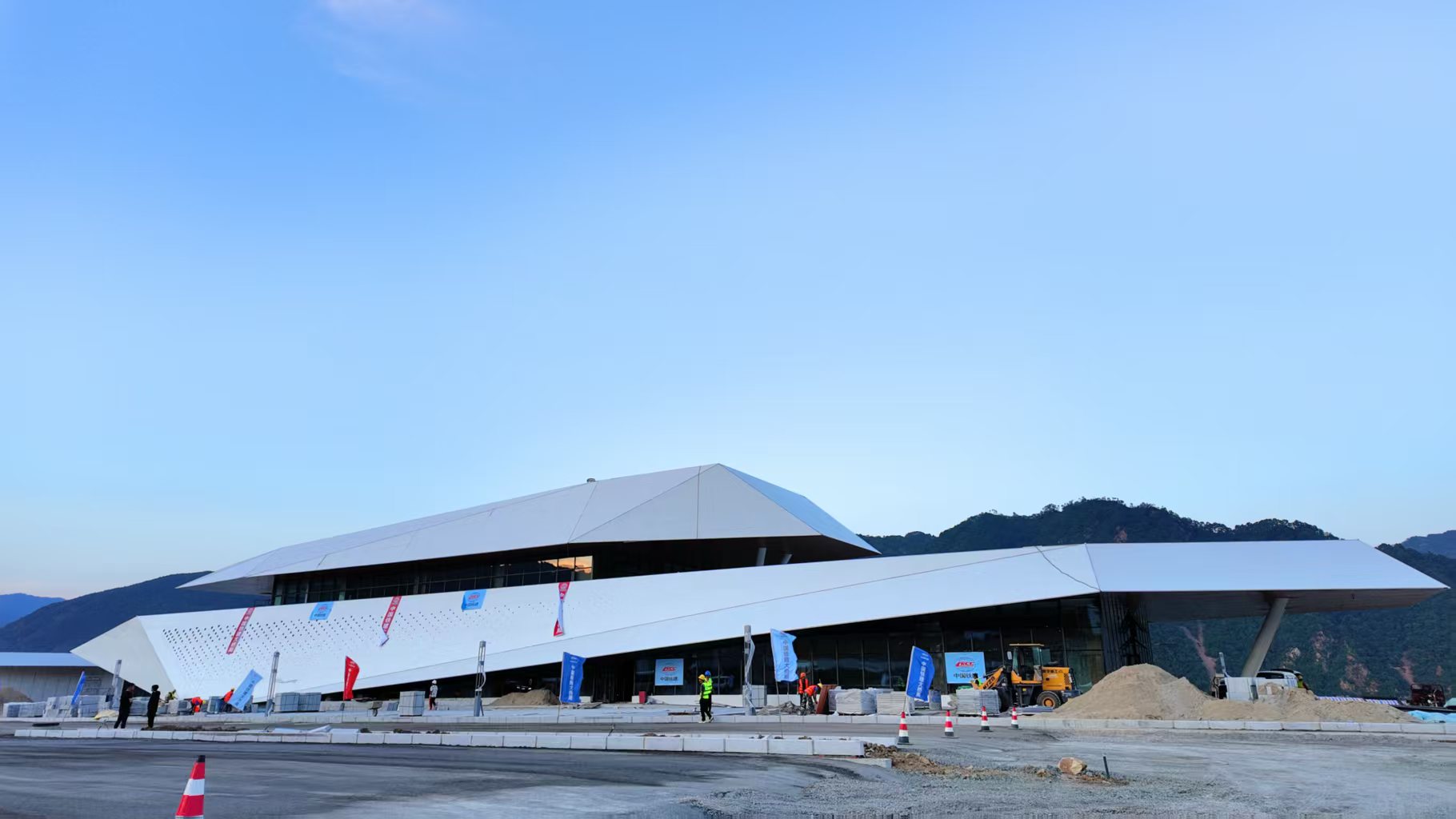 微信图片_20250923162504.jpg 微信图片_20250923162504.jpg