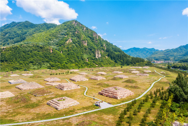 丸都山城图虫创意.jpg 丸都山城图虫创意.jpg