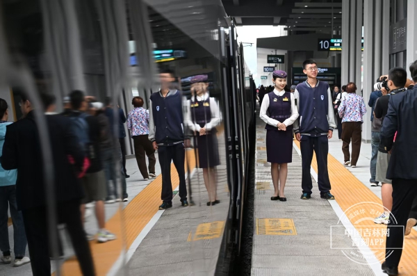 179785F2F004DA1EFD2D80E53A897750.jpg 179785F2F004DA1EFD2D80E53A897750.jpg