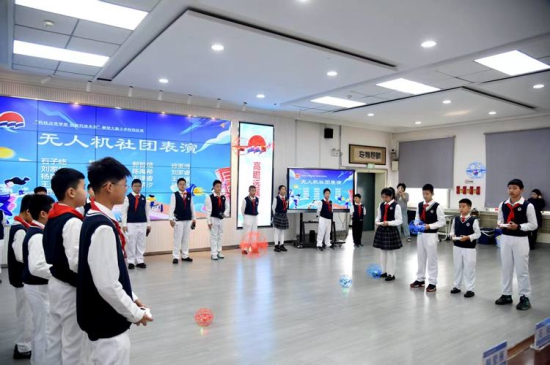 解放3.jpg 解放3.jpg