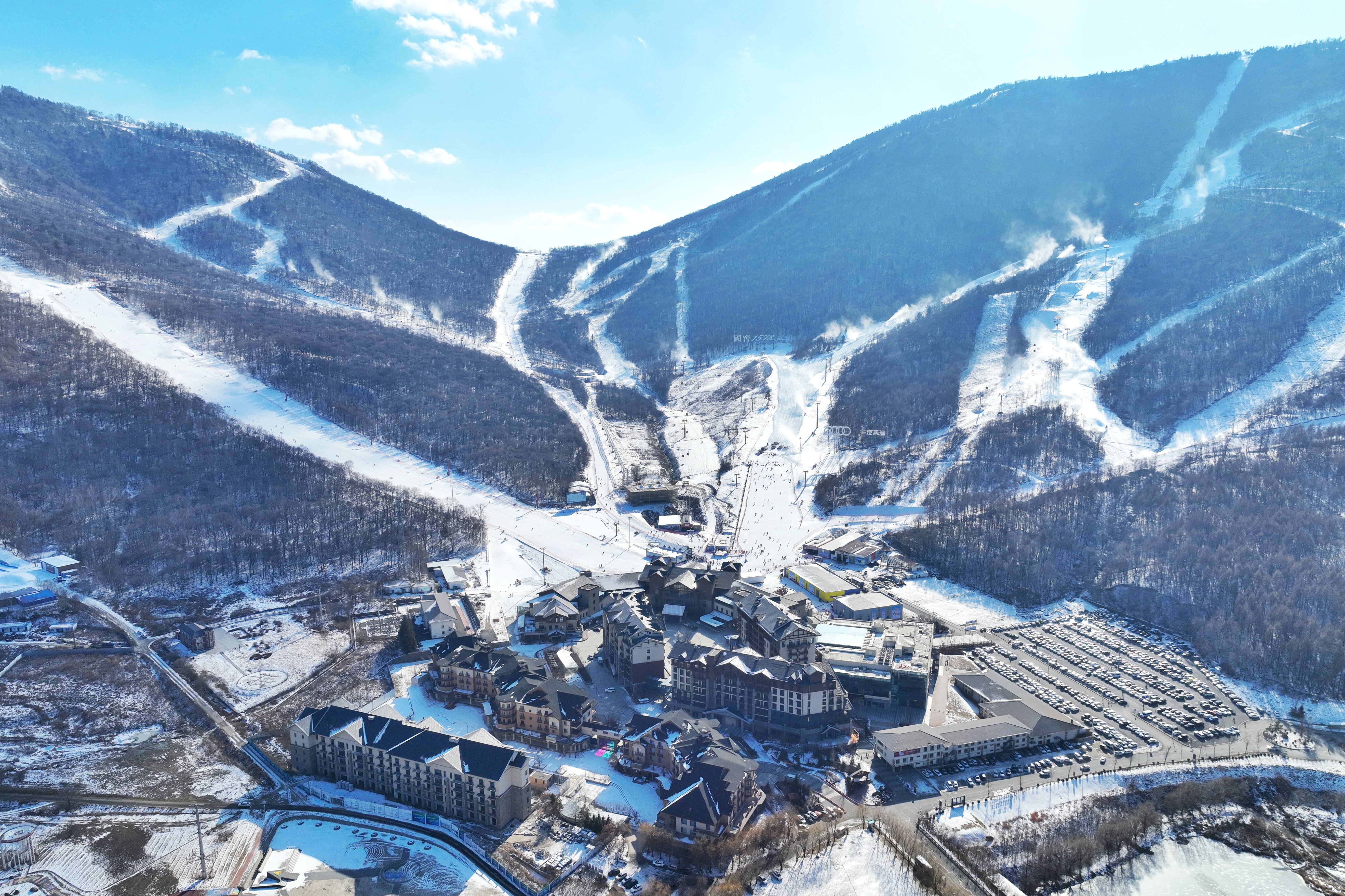 北大湖滑雪度假区 罗浩.jpg 北大湖滑雪度假区 罗浩.jpg