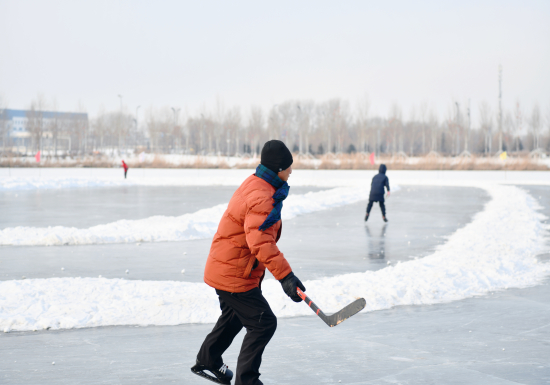 天香公园公益冰场.jpg