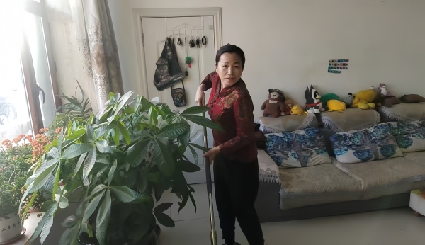 四平市 孝老爱亲 胡连珍(生活照2).jpg 四平市 孝老爱亲 胡连珍(生活照2).jpg