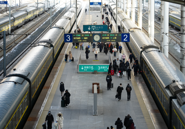 长春站.jpg 长春站.jpg