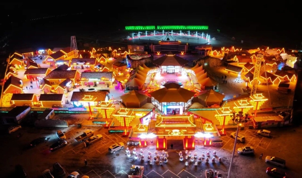 张春山.jpg 张春山.jpg