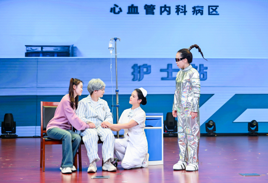 图7：小品《37℃护理》.jpg