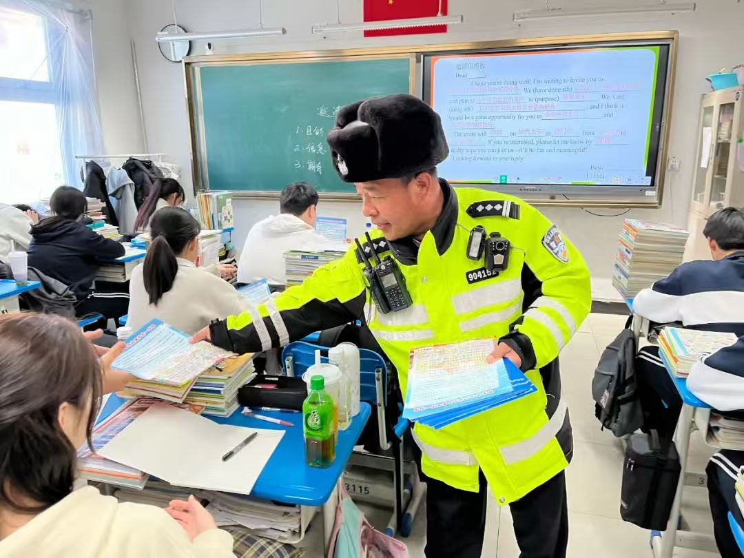 牟军革5.jpg
