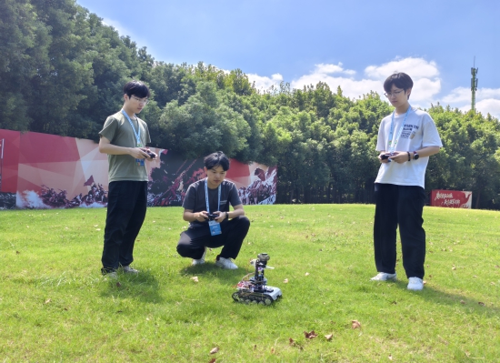 长春理工1.jpg