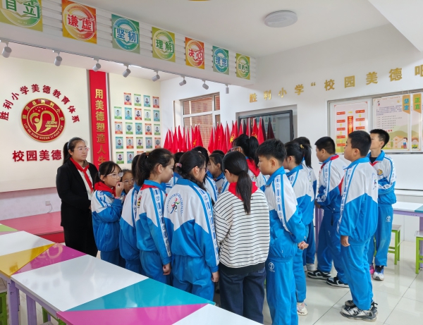 2026年开学初美德项目认领活动.jpg