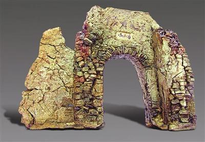 河南双胞胎兄弟用陶做雕塑 惊动雕塑艺坛