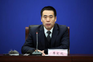 长春市民生办副主任李成文介绍民生实事“海选”情况 长春市民生办副主任李成文介绍民生实事“海选”情况