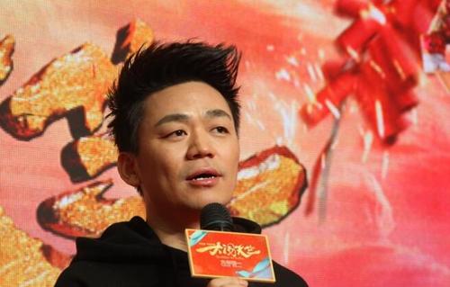 王宝强现身西安