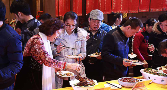 地图版年夜饭上央视爆红 各地标志性菜肴齐现济南5