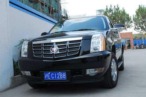 刘翔豪车曝光，车牌号抢眼，12秒91和12秒88都印在车牌上