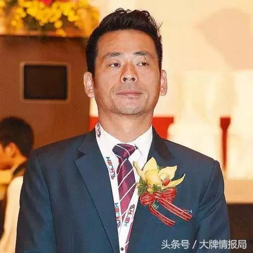 他从马仔混到上百亿集团，砸上亿让陈柏霖前女友禁足英国