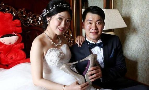 冰上情侣的他们，牵手14年竟没在一起，她嫁给了非诚勿扰男嘉宾