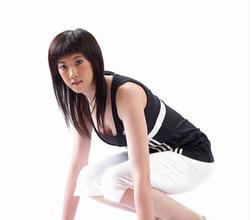 抢镜！1米93女排主力嫁1米8老公，上演女高男矮姐弟恋！