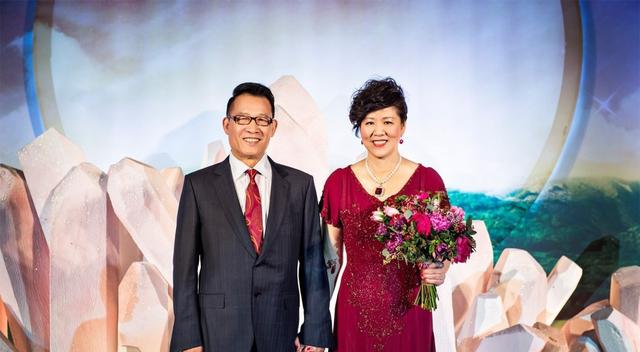 郎平当年为何离婚？她的回答很简单，却道出了为什么人人爱戴她