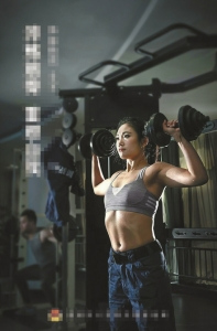 帅气警花照走红 帅气警花照走红