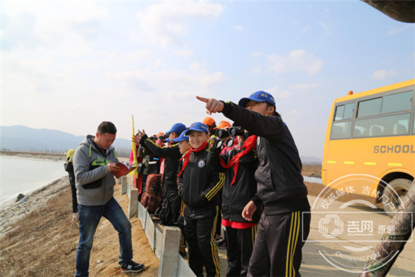 数以万计候鸟回归珲春 敬信湿地成摄影家乐园 数以万计候鸟回归珲春 敬信湿地成摄影家乐园